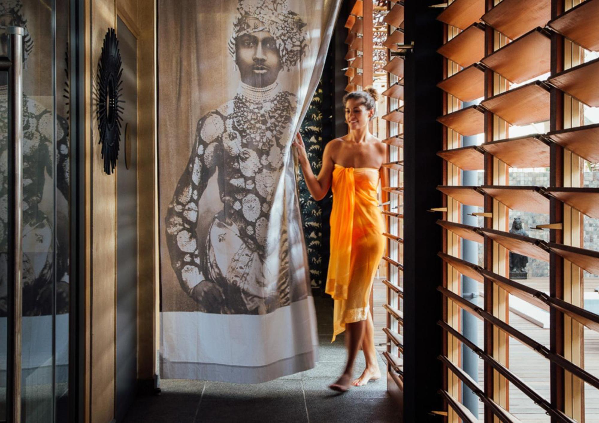ホテル Dina Morgabine Saint Gilles エクステリア 写真
